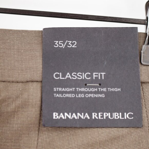 NWT Banana Republic Mens Pant, Classic Fit, Straight Leg, Flat Front, 35"x32" - Picture 2 of 14